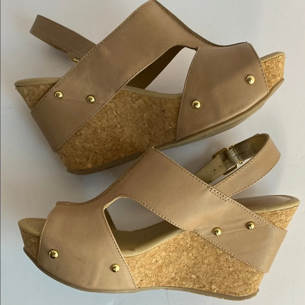 Tan Kenneth Cole Leather Wedge Sandals with Slingback NWOB